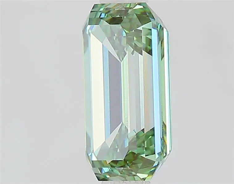 1.51ct Emerald Lab Grown Diamond (Colour Fancy Vivid Green, Clarity VVS2, IGI Certified)