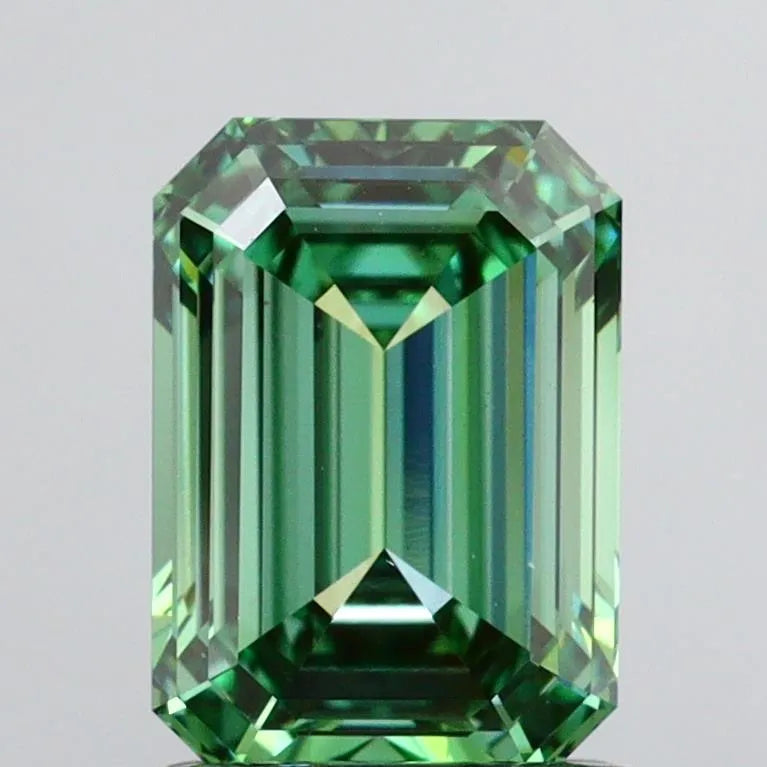 1.52ct Emerald Lab Grown Diamond (Colour Fancy Vivid Green, Clarity VVS2, IGI Certified)