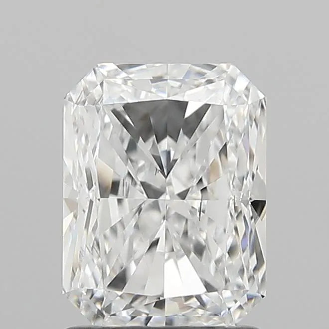 1.52ct Radiant Lab Grown Diamond (Colour E, Clarity SI1, IGI Certified)