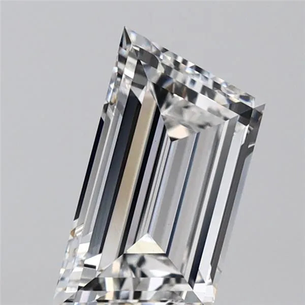 1.52ct Trapeze Lab Grown Diamond (Colour F, Clarity VVS2, IGI Certified)