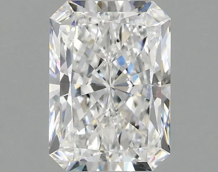 1.53ct Radiant Lab Grown Diamond (Colour D, Clarity VVS2, IGI Certified)