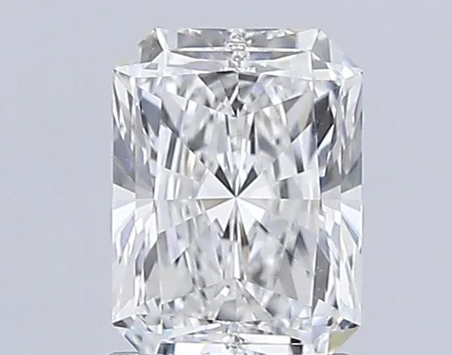 1.53ct Radiant Lab Grown Diamond (Colour E, Clarity VVS2, IGI Certified)