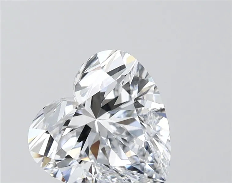 1.55ct Heart Lab Grown Diamond (Colour D, Clarity VVS1, IGI Certified)