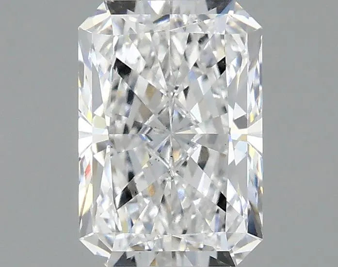 1.55ct Radiant Lab Grown Diamond (Colour D, Clarity VS2, IGI Certified)