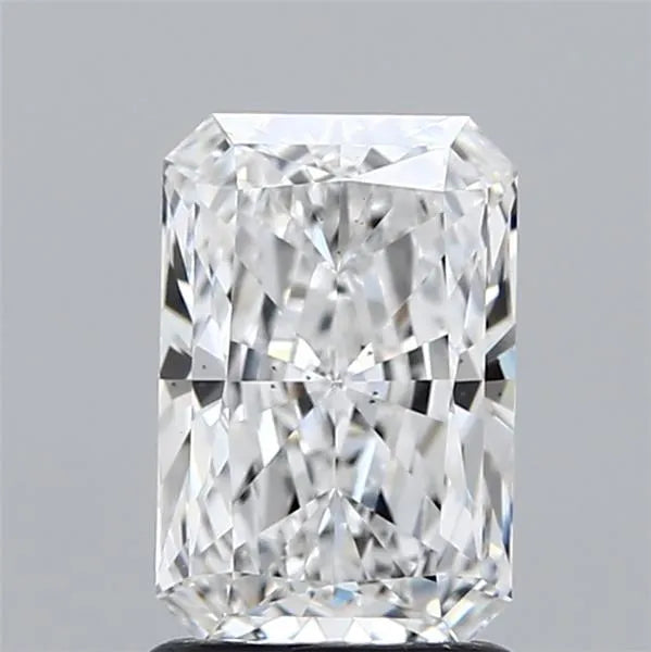 1.57ct Radiant Lab Grown Diamond (Colour E, Clarity VS2, IGI Certified)