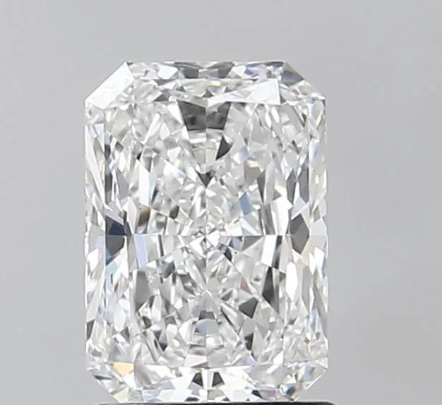 1.59ct Radiant Lab Grown Diamond (Colour E, Clarity VS1, IGI Certified)