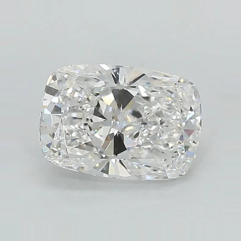 1.61ct Cushion modified Lab Grown Diamond (Colour E, Clarity VVS2, IGI Certified)