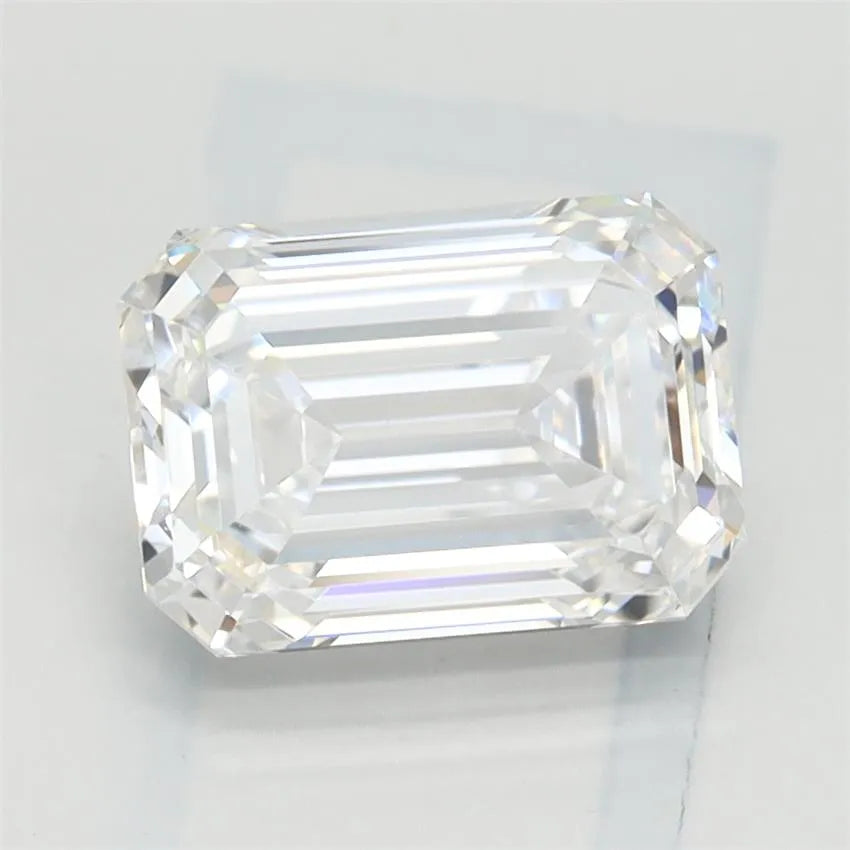 1.61ct Emerald Lab Grown Diamond (Colour D, Clarity IF, IGI Certified)