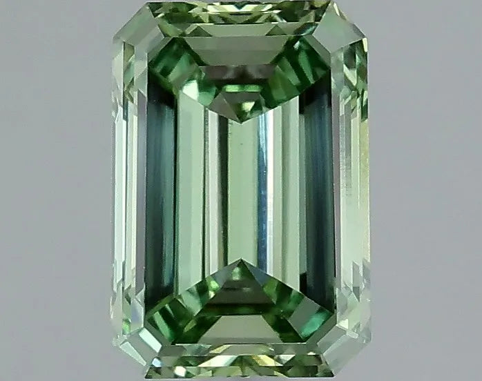 1.69ct Emerald Lab Grown Diamond (Colour Fancy Vivid Green, Clarity VVS2, IGI Certified)