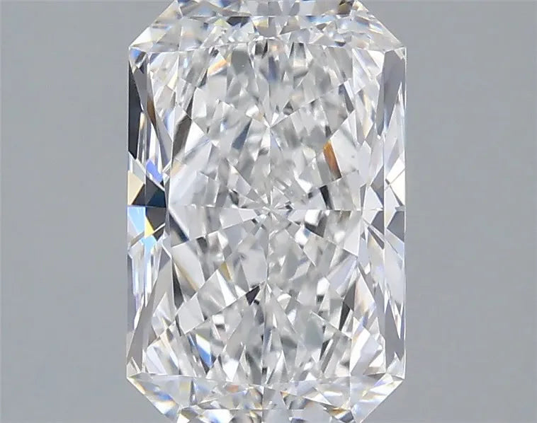 1.70ct Radiant Lab Grown Diamond (Colour E, Clarity VVS2, IGI Certified)