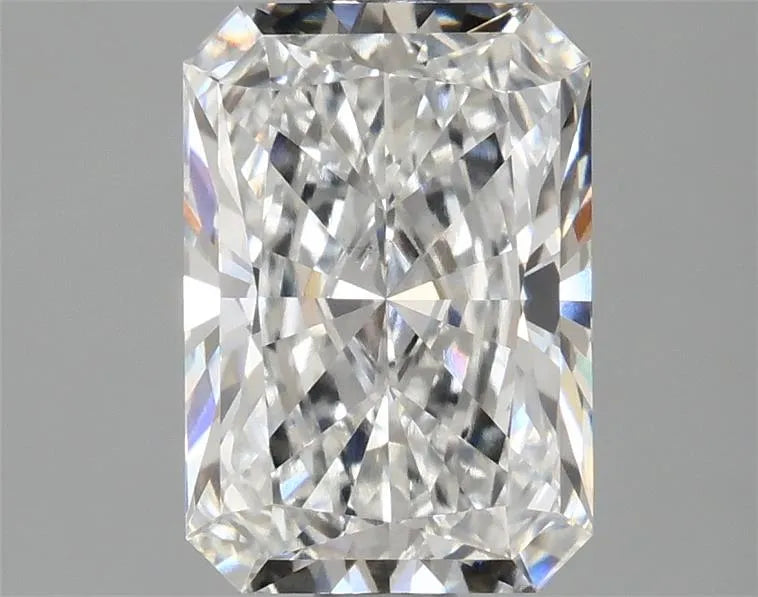 1.72ct Radiant Lab Grown Diamond (Colour E, Clarity VS1, IGI Certified)