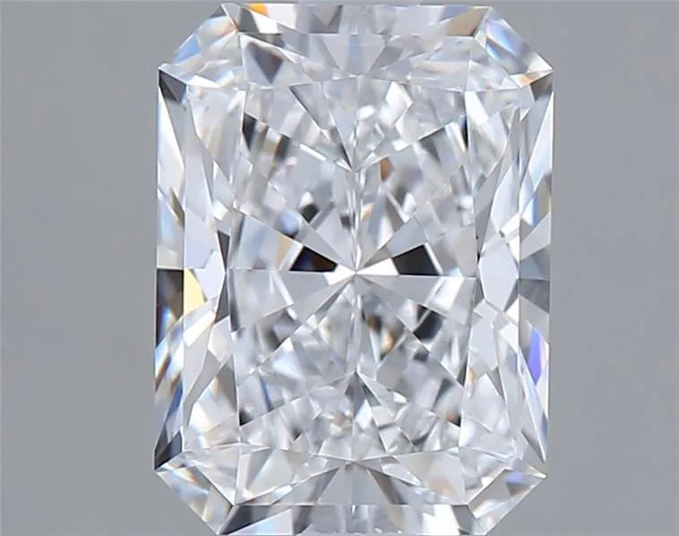 1.75ct Radiant Lab Grown Diamond (Colour D, Clarity VVS1, IGI Certified)
