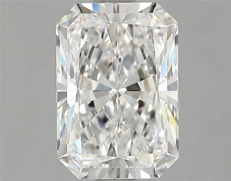 1.77ct Radiant Lab Grown Diamond (Colour E, Clarity VVS2, IGI Certified)