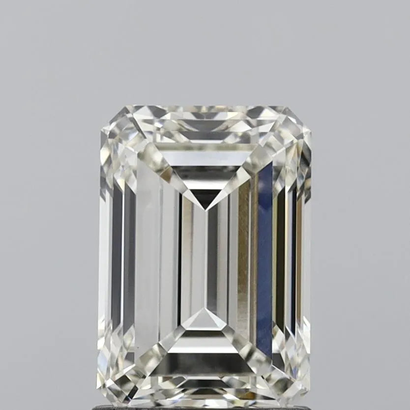 1.78ct Emerald Lab Grown Diamond (Colour I, Clarity VS1, IGI Certified)