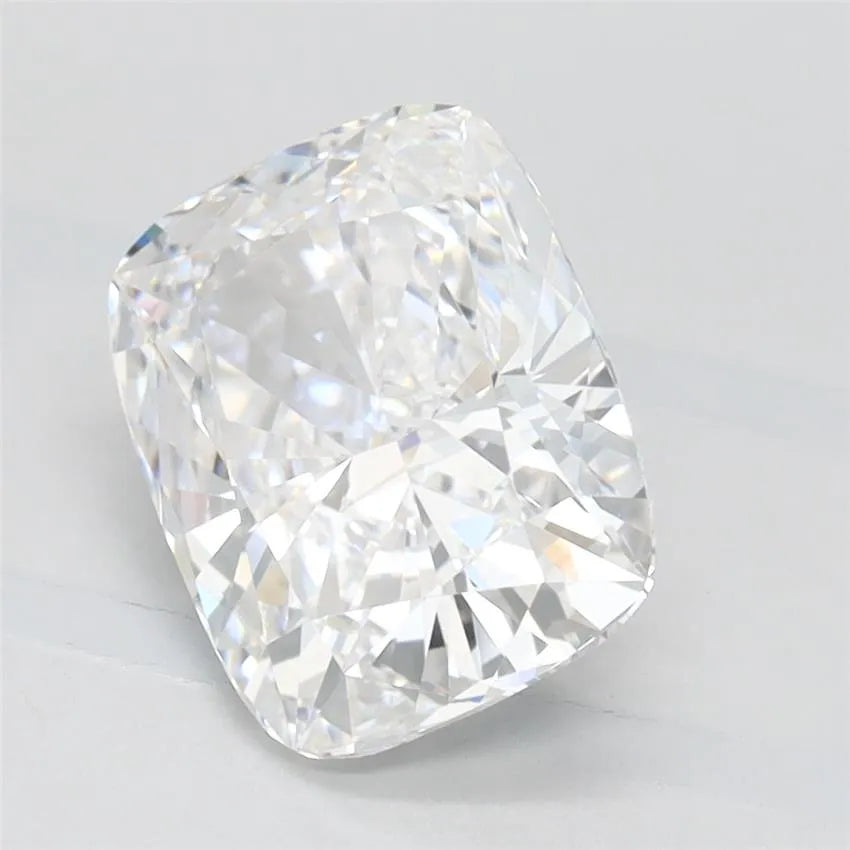 1.83ct Cushion modified Lab Grown Diamond (Colour D, Clarity VVS1, IGI Certified)