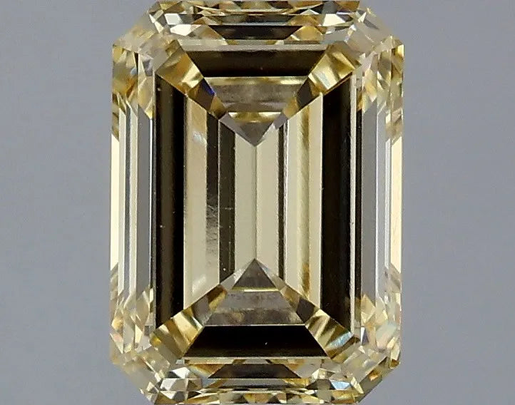 1.83ct Emerald Lab Grown Diamond (Colour Fancy Light Yellow, Clarity VVS2, IGI Certified)
