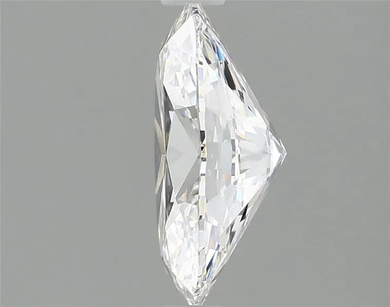 1.87ct Oval Lab Grown Diamond (Colour D, Clarity VVS2, IGI Certified)