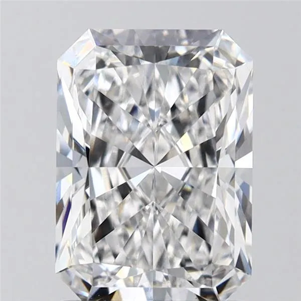 1.89ct Radiant Lab Grown Diamond (Colour D, Clarity VVS2, IGI Certified)