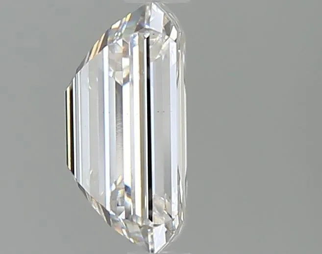 1.91ct Emerald Lab Grown Diamond (Colour E, Clarity VS2, IGI Certified)