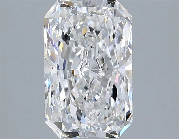 1.94ct Radiant Lab Grown Diamond (Colour E, Clarity VVS2, IGI Certified)