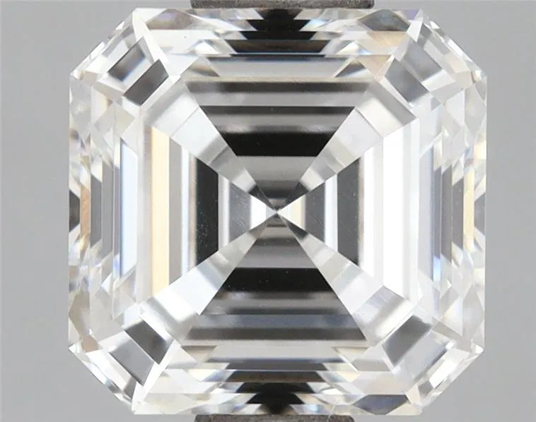 1.96ct Square emerald Lab Grown Diamond (Colour E, Clarity VVS1, IGI Certified)