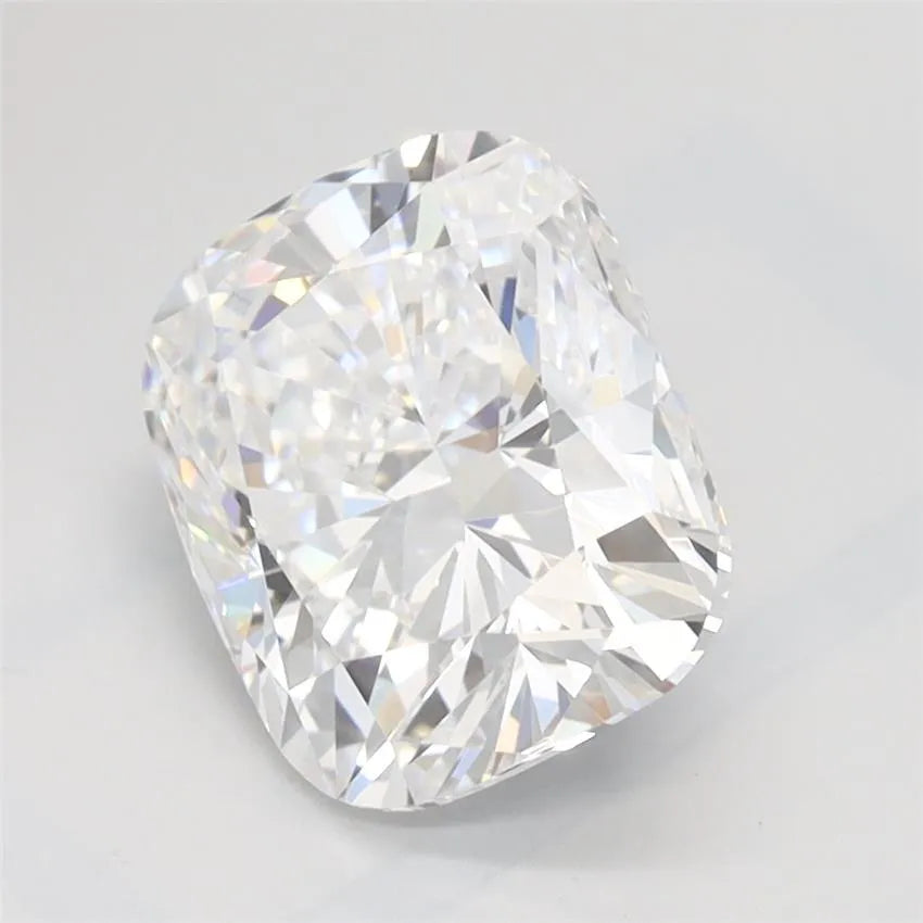 1.97ct Cushion modified Lab Grown Diamond (Colour D, Clarity VVS1, IGI Certified)