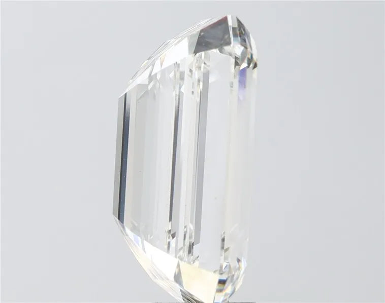 10.03ct Emerald Lab Grown Diamond (Colour H, Clarity VS1, IGI Certified)