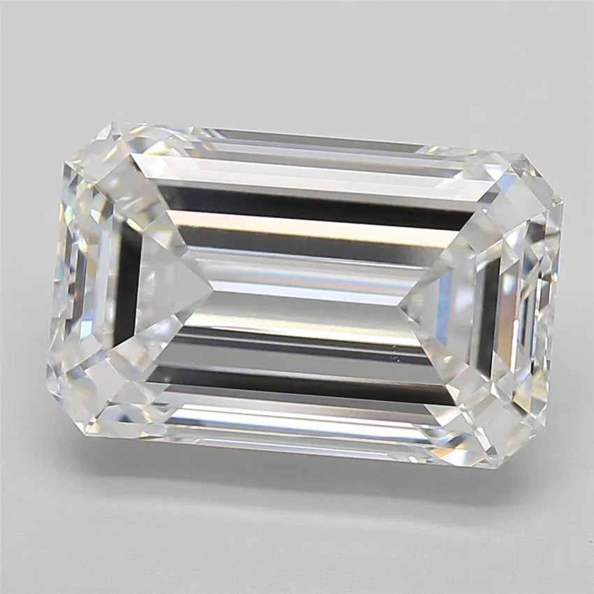10.47ct Emerald Lab Grown Diamond (Colour E, Clarity VVS2, IGI Certified)