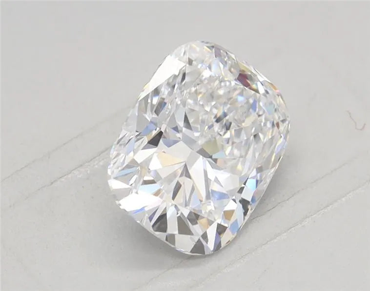 1.02ct Cushion brilliant Lab Grown Diamond (Colour D, Clarity VVS2, IGI Certified)