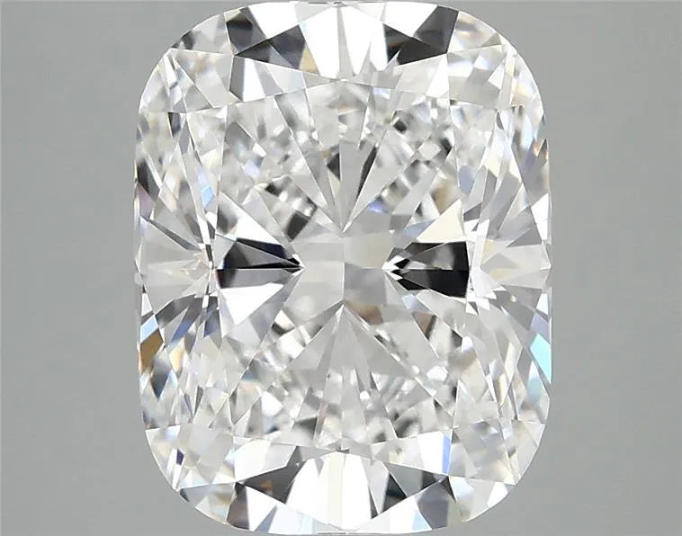 3.99ct Cushion modified Lab Grown Diamond (Colour E, Clarity VVS2, IGI Certified)