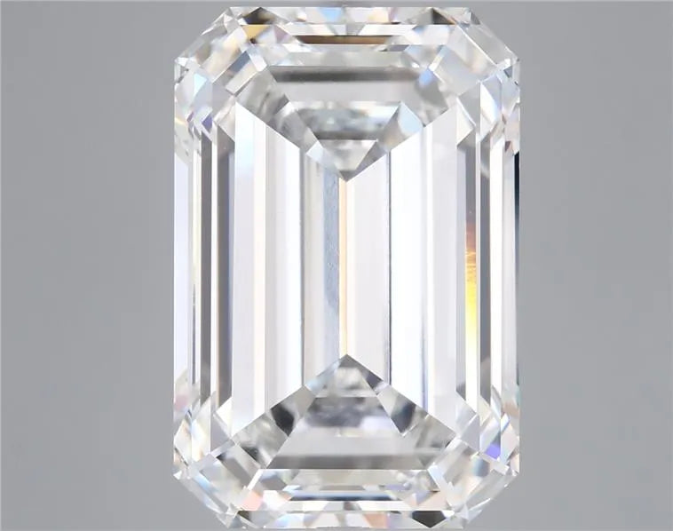12.10ct Emerald Lab Grown Diamond (Colour F, Clarity VVS2, IGI Certified)