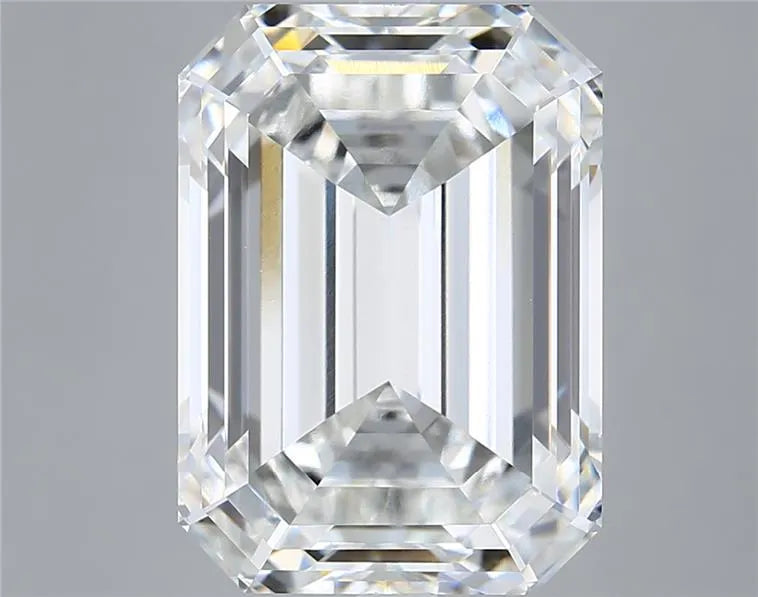 12.18ct Emerald Lab Grown Diamond (Colour F, Clarity VVS2, IGI Certified)