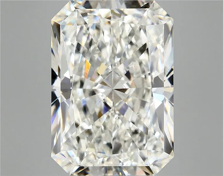 12.89ct Radiant Lab Grown Diamond (Colour G, Clarity VVS2, IGI Certified)