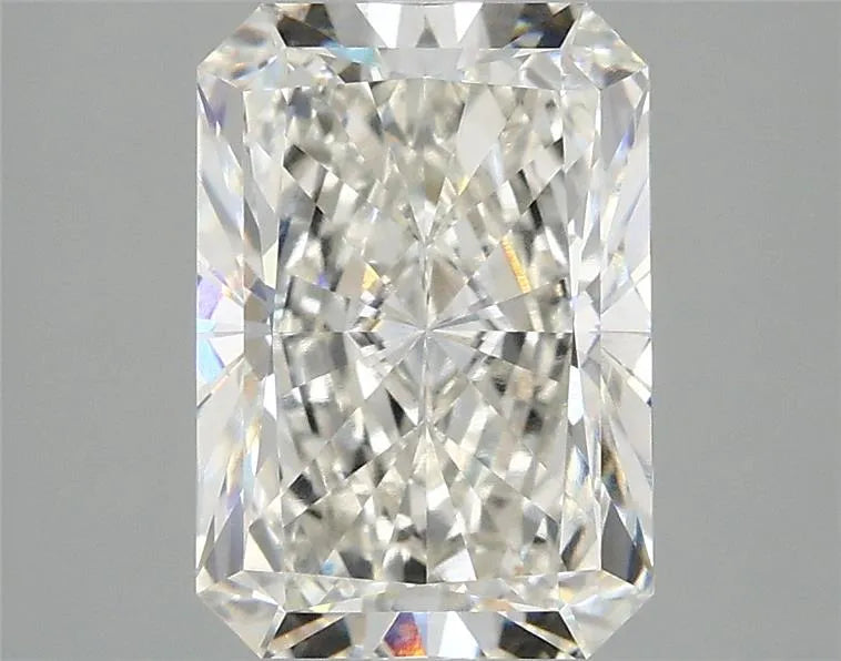 2.97ct Radiant Lab Grown Diamond (Colour G, Clarity VVS2, IGI Certified)