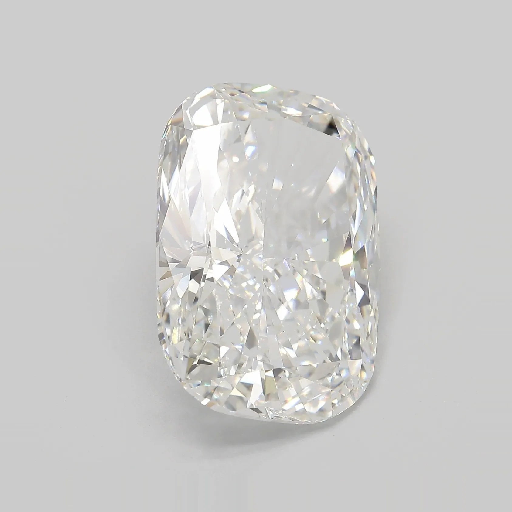 14.54ct Cushion modified Lab Grown Diamond (Colour F, Clarity VS1, IGI Certified)