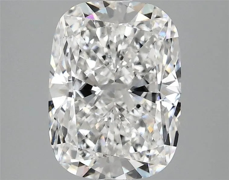 3.00ct Cushion modified Lab Grown Diamond (Colour E, Clarity VVS2, IGI Certified)