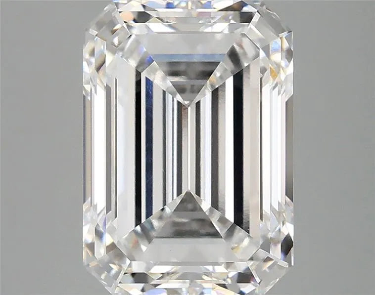 4.10ct Emerald Lab Grown Diamond (Colour D, Clarity VVS2, IGI Certified)
