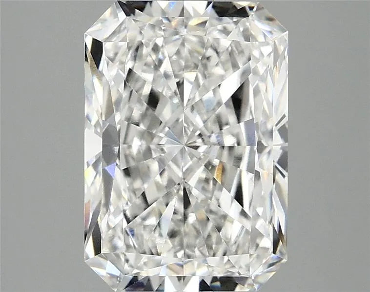 3.00ct Radiant Lab Grown Diamond (Colour E, Clarity VVS2, IGI Certified)