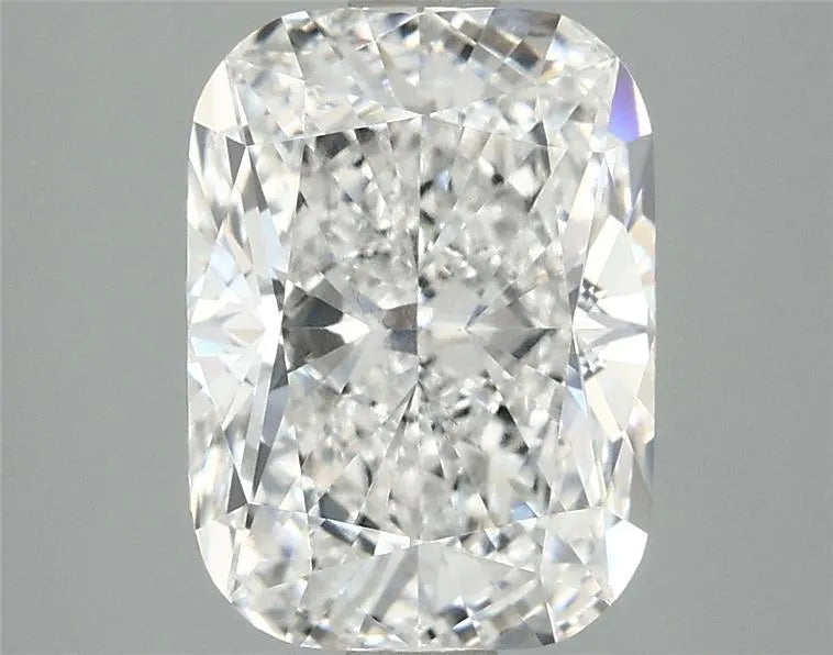 3.02ct Cushion modified Lab Grown Diamond (Colour E, Clarity VVS2, IGI Certified)