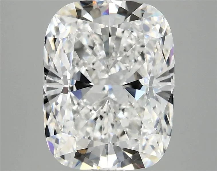3.97ct Cushion modified Lab Grown Diamond (Colour E, Clarity VVS2, IGI Certified)