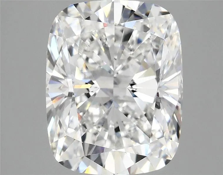 3.99ct Cushion modified Lab Grown Diamond (Colour E, Clarity VVS2, IGI Certified)