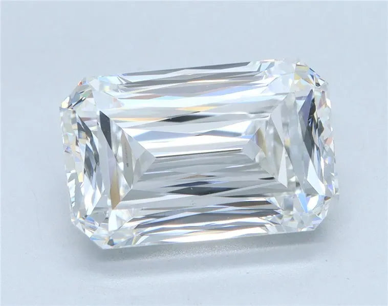 15.08ct Radiant Lab Grown Diamond (Colour F, Clarity VVS2, IGI Certified)