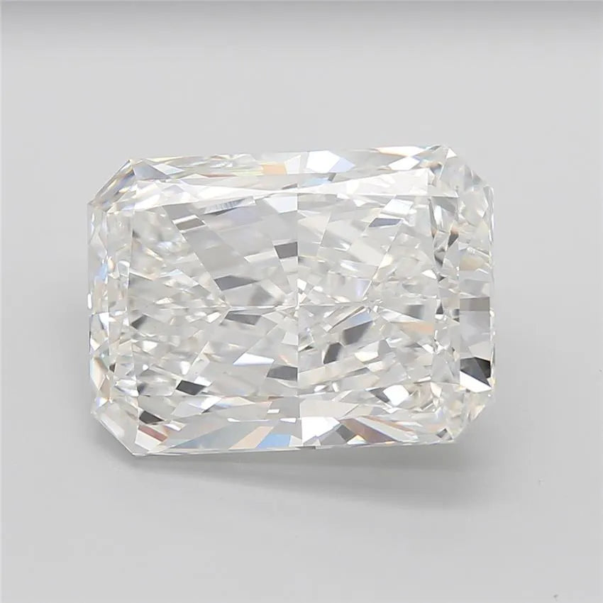 15.39ct Radiant Lab Grown Diamond (Colour F, Clarity VVS2, IGI Certified)
