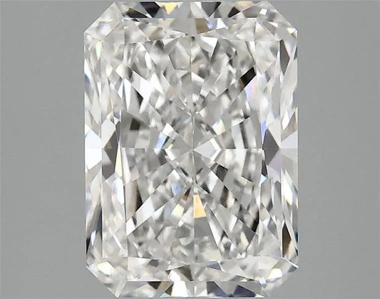 2.40ct Radiant Lab Grown Diamond (Colour E, Clarity VVS2, IGI Certified)