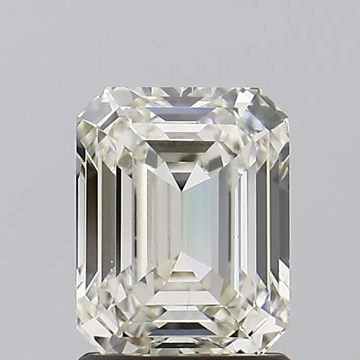 1.75ct Emerald Lab Grown Diamond (Colour I, Clarity VS2, IGI Certified)