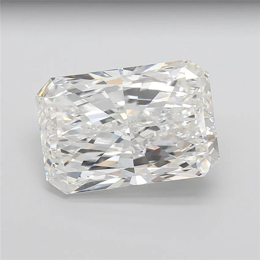 17.05ct Radiant Lab Grown Diamond (Colour F, Clarity VVS2, IGI Certified)