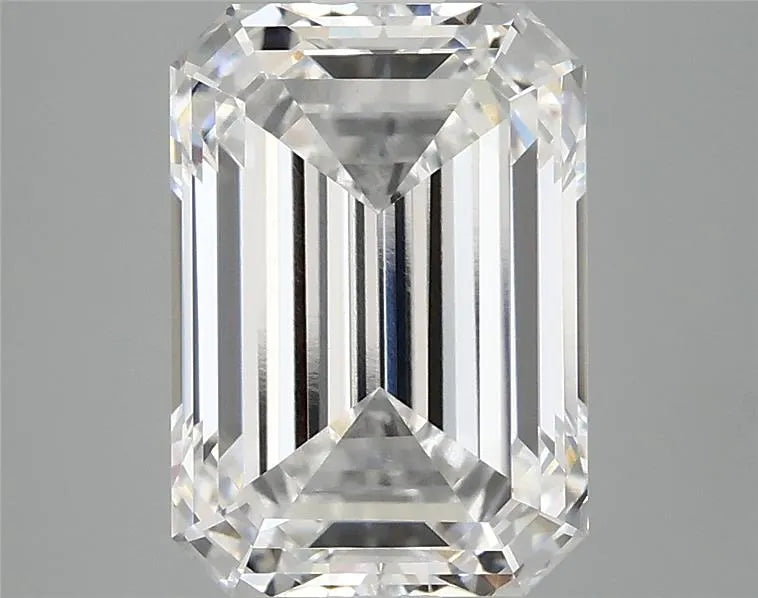 4.10ct Emerald Lab Grown Diamond (Colour D, Clarity VVS2, IGI Certified)