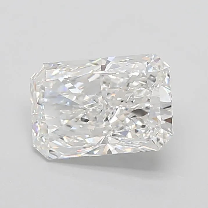 3.58ct Radiant Lab Grown Diamond (Colour E, Clarity VVS1, IGI Certified)
