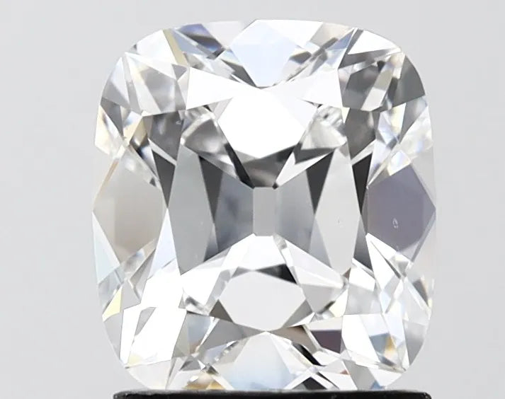 2.00ct Cushion Lab Grown Diamond (Colour E, Clarity VS1, IGI Certified)