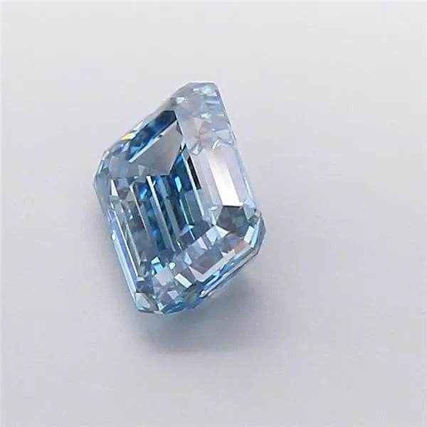 2.00ct Emerald Lab Grown Diamond (Colour Fancy Vivid Blue, Clarity VVS2, IGI Certified)